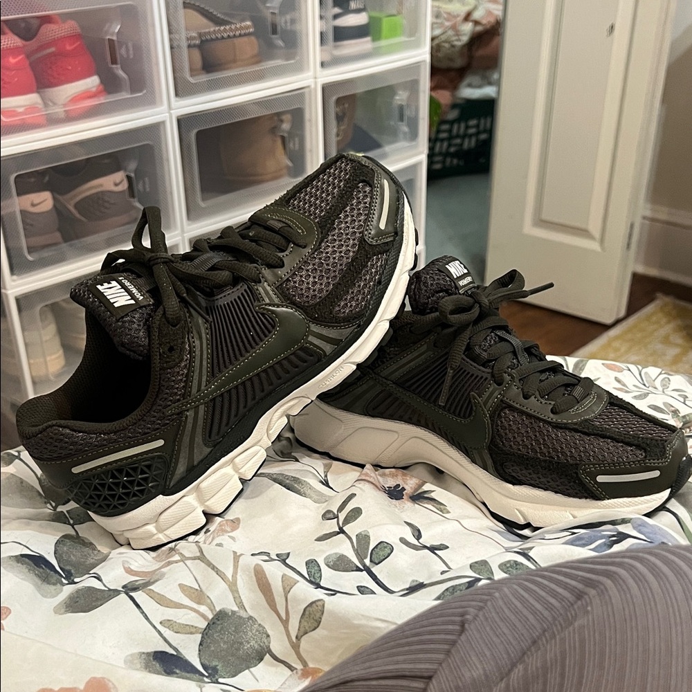 Nike Vomero 5